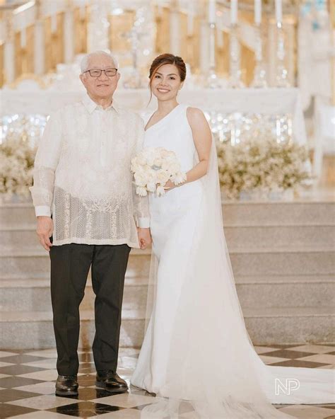 batangas governor hermilando mandanas|Batangas governor Mandanas, 80, weds lawyer, 32.